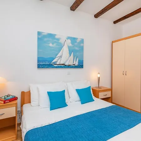 Daniela & Karlo 公寓 *